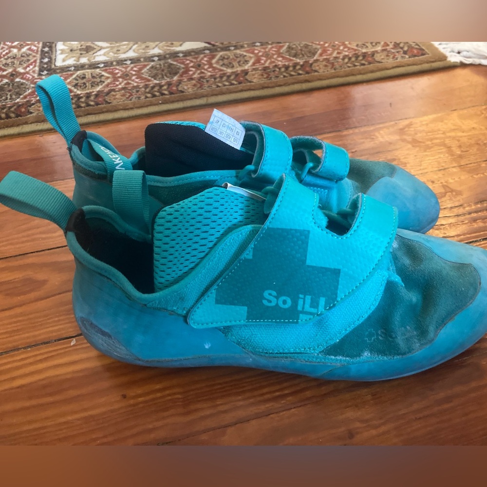 SoiLL climbing shoes, men’s size 13